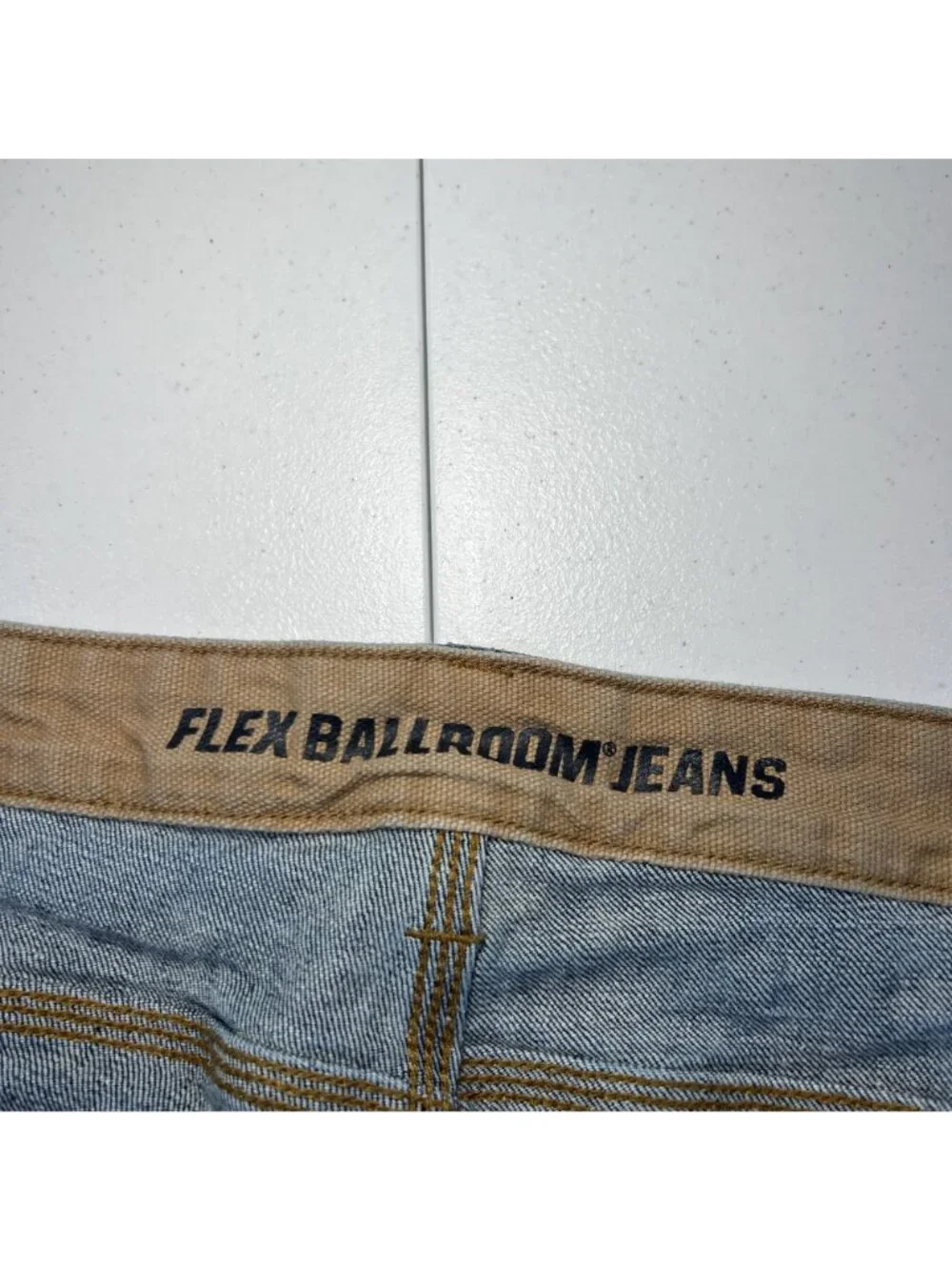 Duluth Trading Mens Blue Denim Flex Ballroom Jeans Size 48x32 Relaxed Fit
